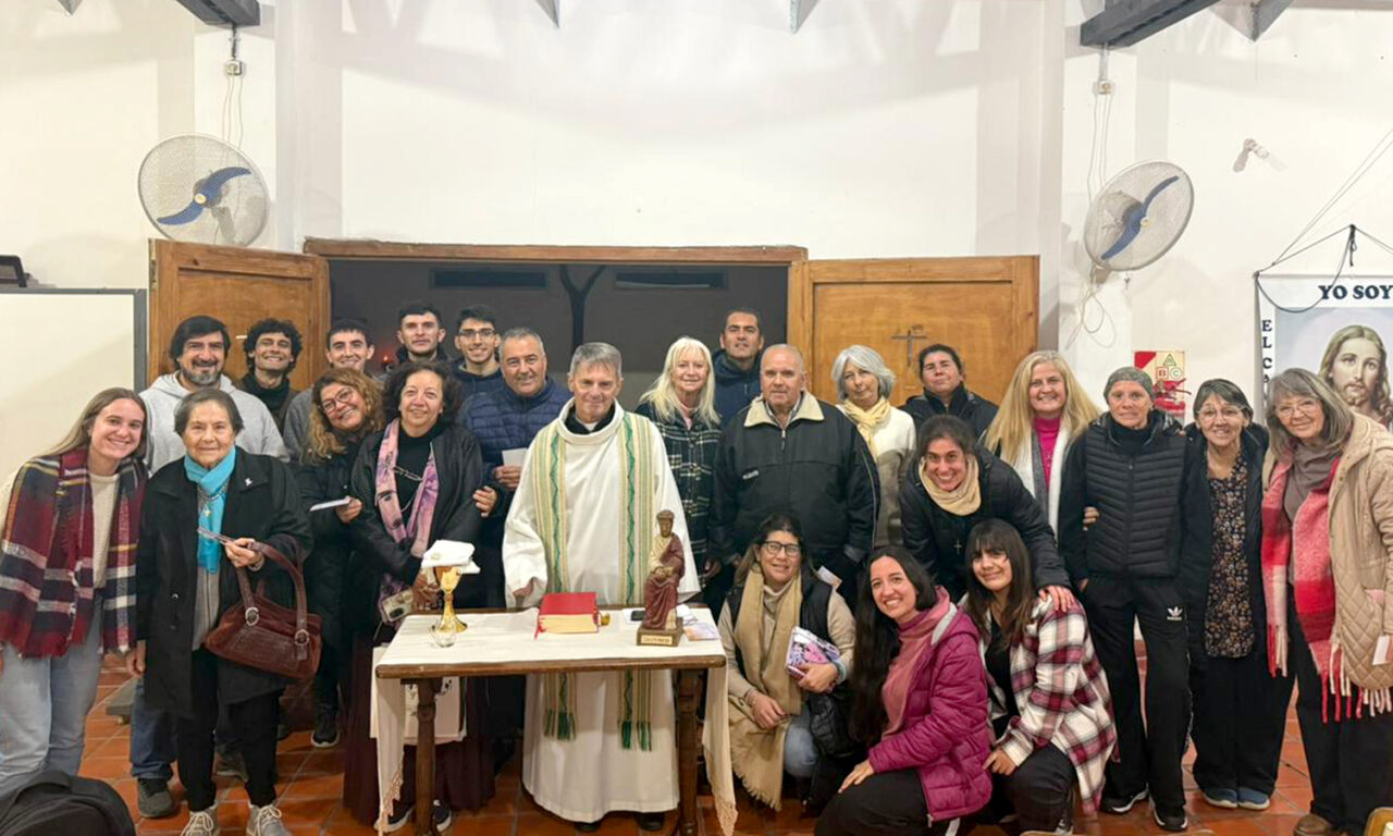El-cierre-del-curso-de-voluntariado-con-una-misa-1280x768.jpg